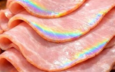 Varavīksnes mirdzums uz Deli šķiņķa! Kā noteikt, vai tas ir drošs vai bojāts