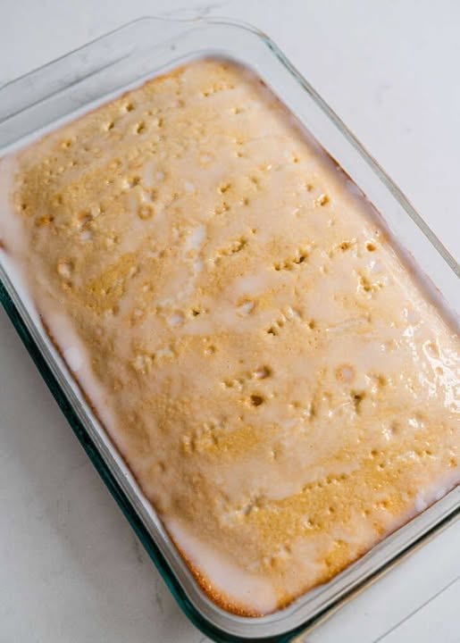 Kokosriekstu mākoņu kūka